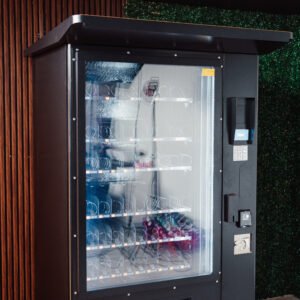 GoVend Fitnessautomat Outdoor – Gesamtansicht für Fitnessstudios und Sportanlagen